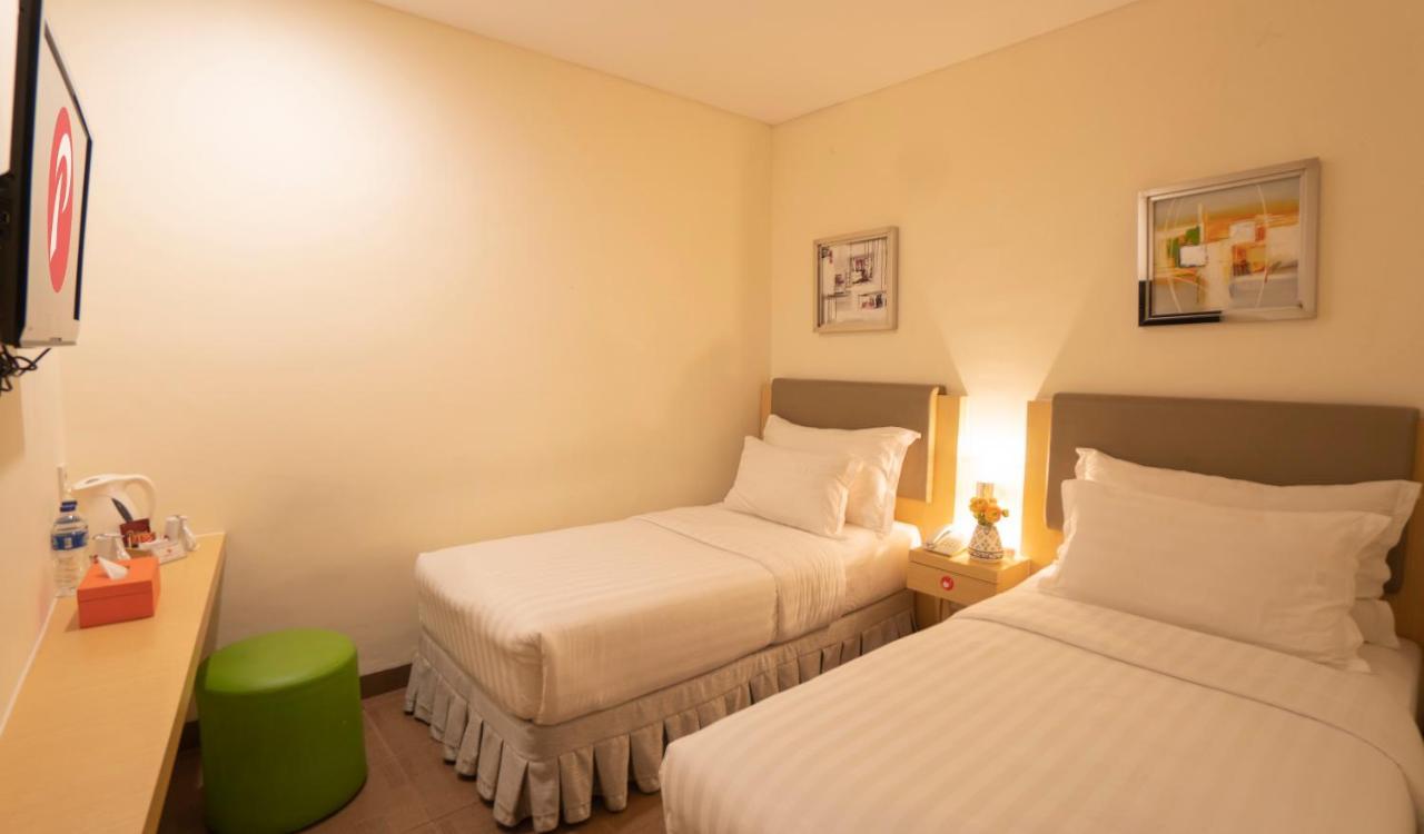 D'Primahotel Airport Jakarta 1 Tangerang Extérieur photo
